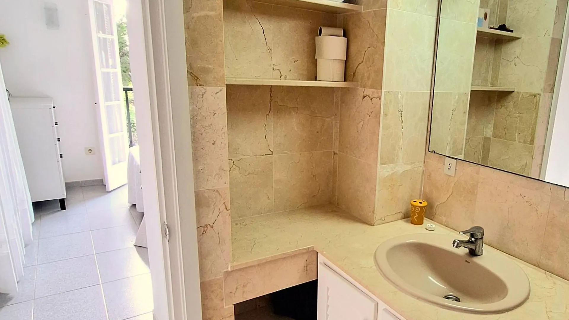 شقة Apartamento Al Lado De La Playa En Xoriguer-Ciutadella Con Piscina سون  كسورغير إسبانيا